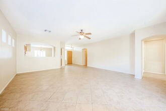 8514 W Buckhorn Trail in Peoria, AZ - Building Photo - Building Photo