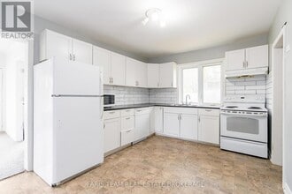 405 Bay St in Midland, ON - Building Photo - Building Photo