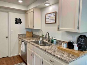 4135 NW Walnut Pl in Corvallis, OR - Building Photo - Building Photo