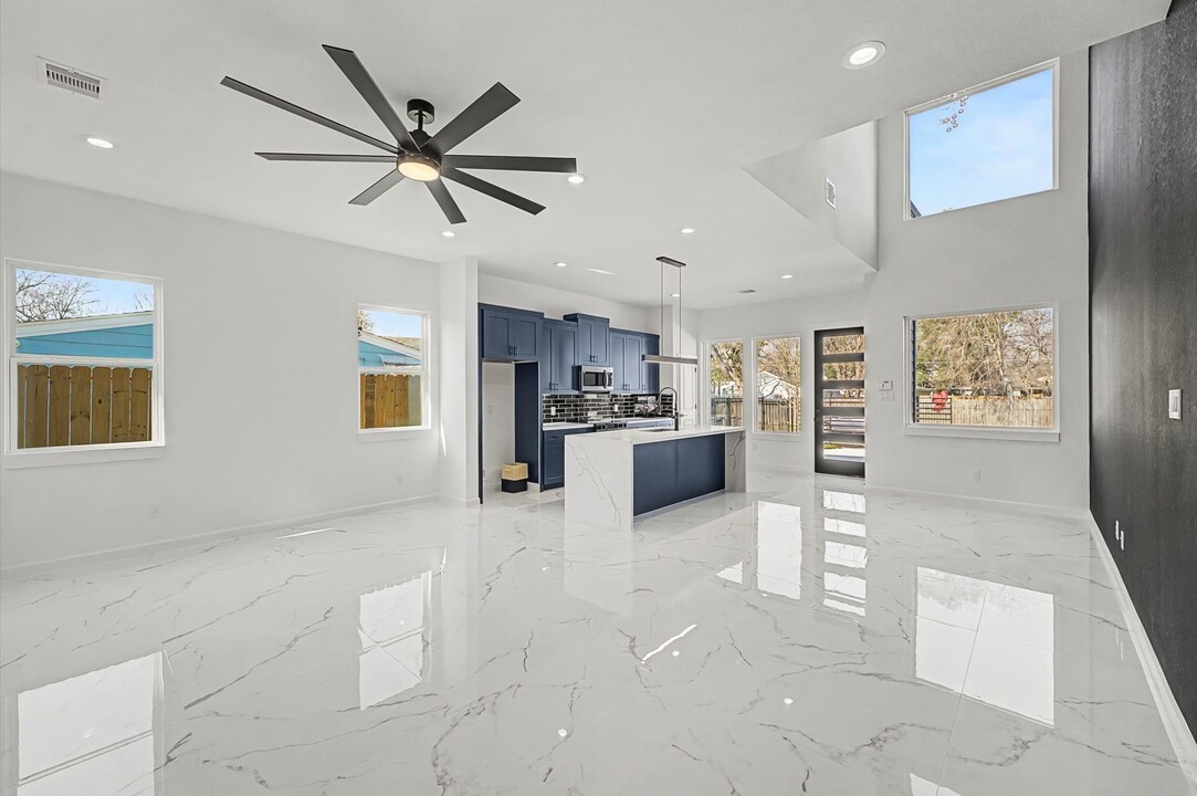 5034 Pershing St in Houston, TX - Building Photo