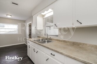 1381 Viburnum Ln in Winter Park, FL - Building Photo - Building Photo