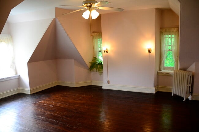 700 Conestoga Rd in Berwyn, PA - Building Photo - Building Photo