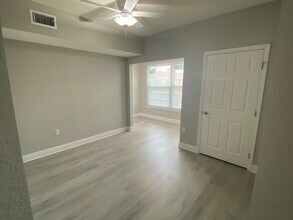 23660 Walden Center Dr, Unit 310 in Bonita Springs, FL - Building Photo - Building Photo