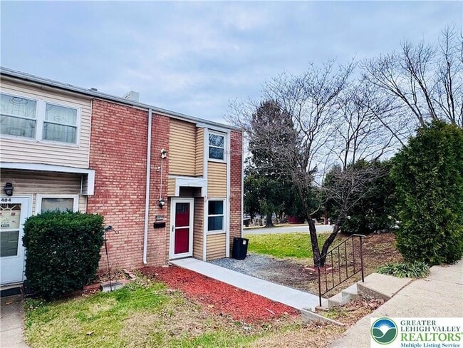 402 S Bradford St in Allentown, PA - Building Photo - Building Photo