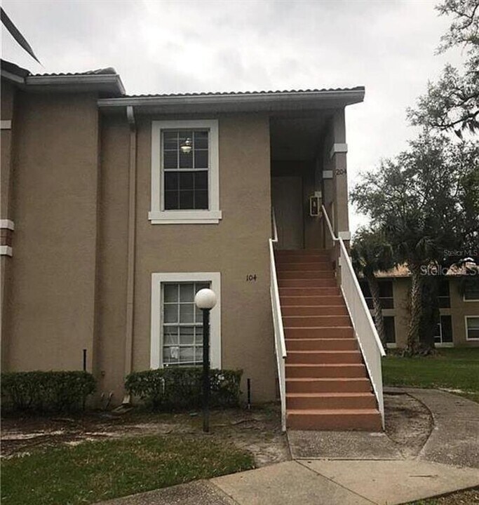 2842 Osprey Cove Pl in Kissimmee, FL - Building Photo