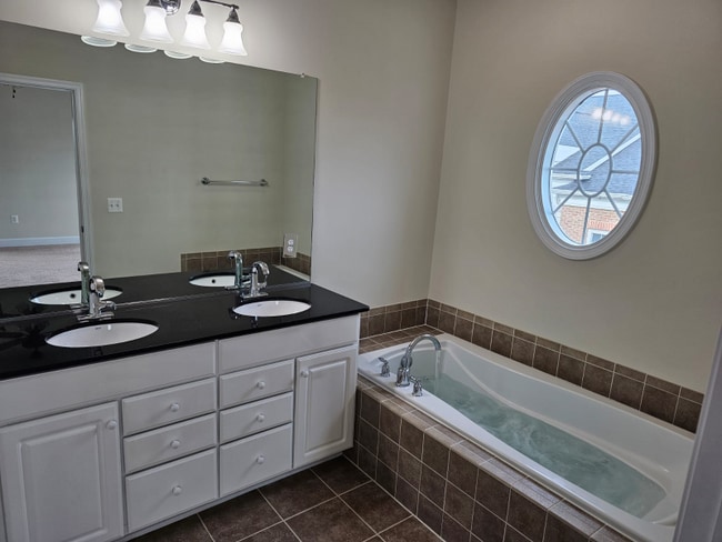 2325 Brookmoor Ln in Leesylvania, VA - Building Photo - Building Photo