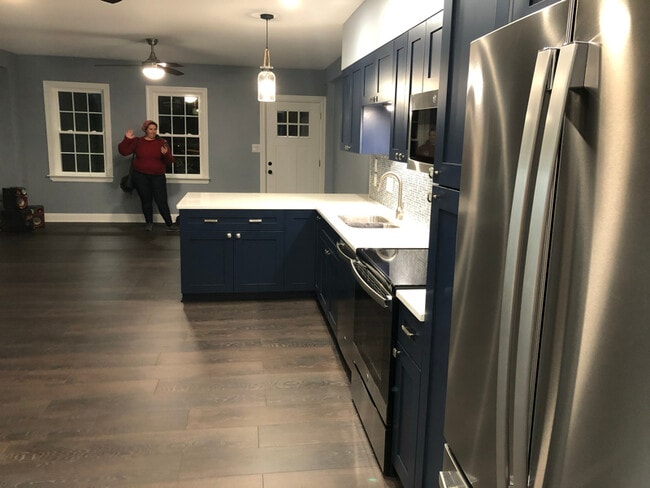 1833 Thomas St in Richmond, VA - Foto de edificio - Building Photo