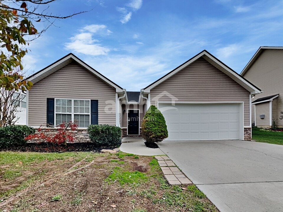 6228 E McMillan Creek Dr in Knoxville, TN - Building Photo