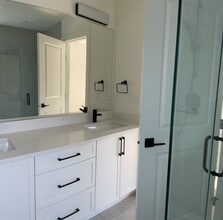 19935 75A Av in Langley, BC - Building Photo - Building Photo
