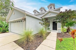 15121 Searobbin Dr, Unit 2211 in Lakewood Ranch, FL - Building Photo