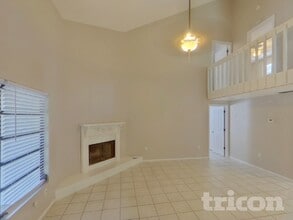 4335 Olive Ave in Sarasota, FL - Building Photo - Building Photo