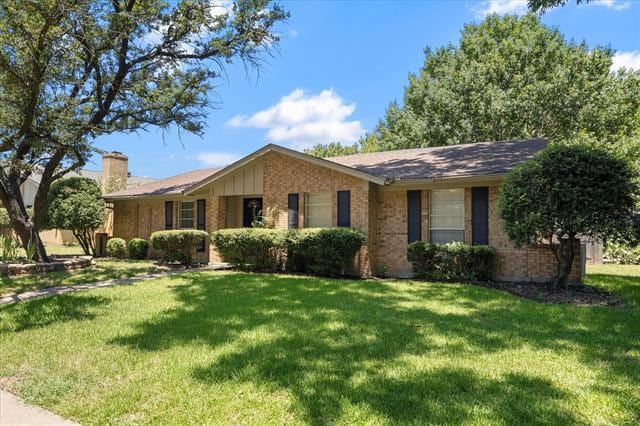 property at 2413 Village Green Dr