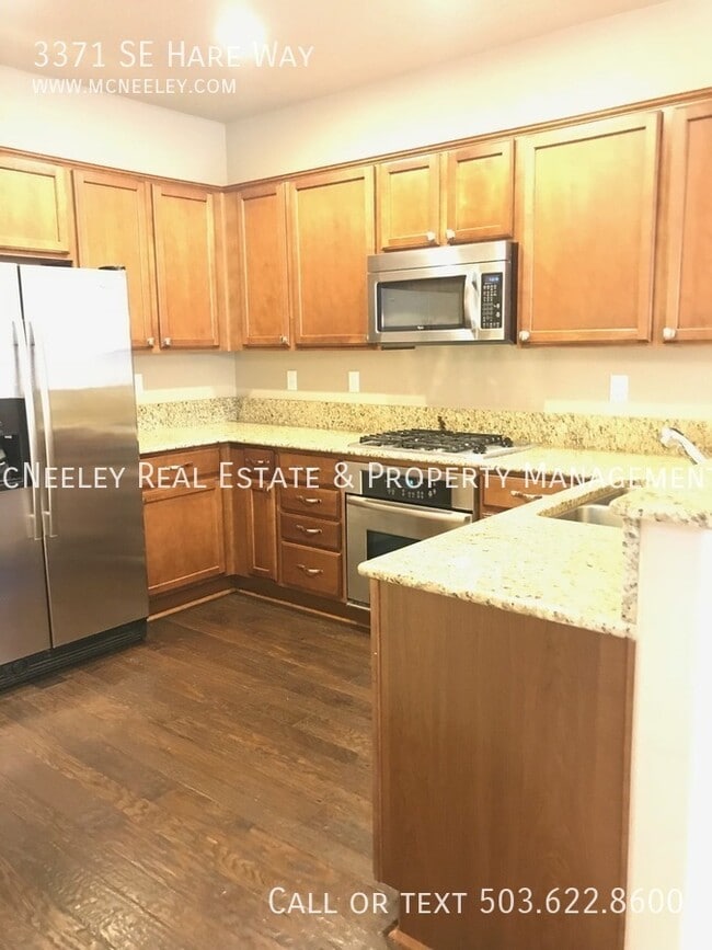 3371 SE Hare Way in Hillsboro, OR - Building Photo - Building Photo