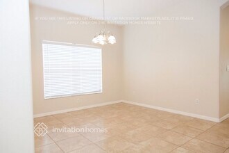 11152 Oyster Bay Cir in New Port Richey, FL - Building Photo - Building Photo