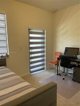 20548 NE 5th Pl in Miami, FL - Building Photo - Building Photo