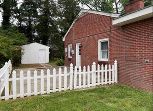2754 Greendale Ave in Norfolk, VA - Building Photo - Building Photo