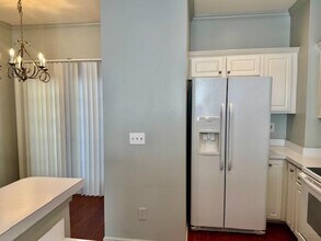 1166 Village Ct SE in Atlanta, GA - Building Photo - Building Photo