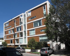 The Hollywood in Los Angeles, CA - Building Photo - Building Photo