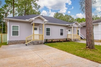 5703 Valley Dr in Little Rock, AR - Building Photo - Building Photo