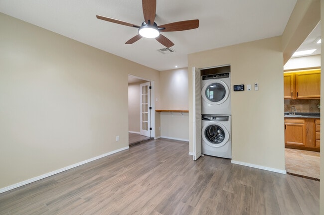 5721 W Royal Palm Rd, Unit Casita