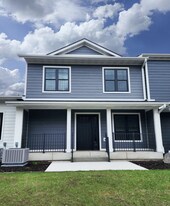 2317 Lake Rd in Altoona, WI - Building Photo