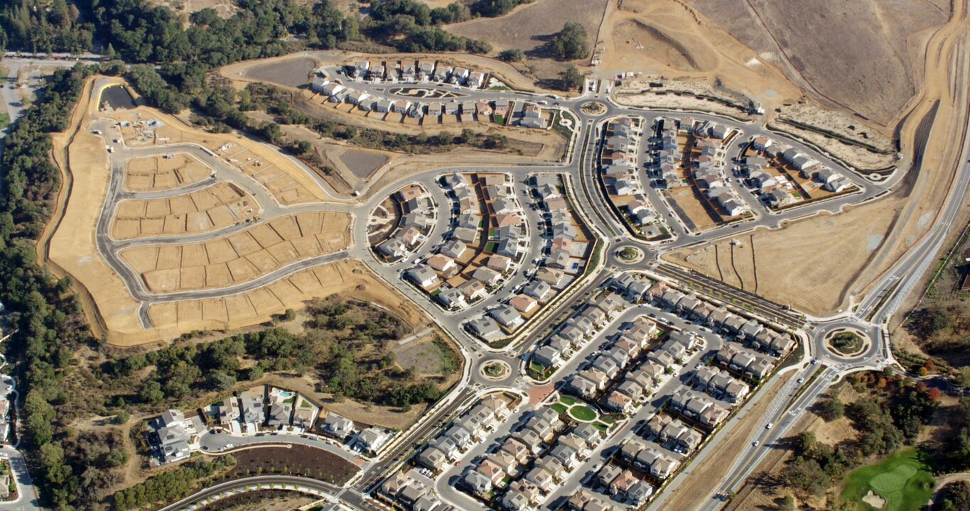 Glen Loma Ranch in Gilroy, CA - Building Photo