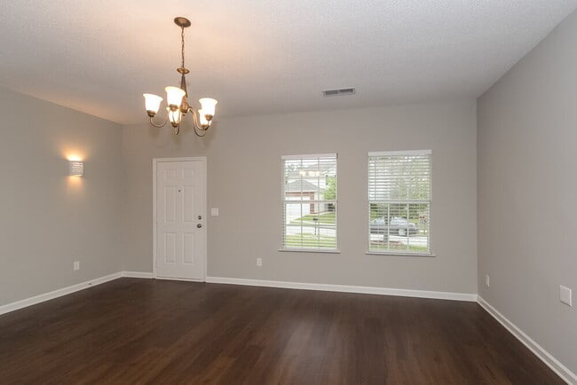 1604 Thornwick Trace in Stockbridge, GA - Building Photo - Building Photo