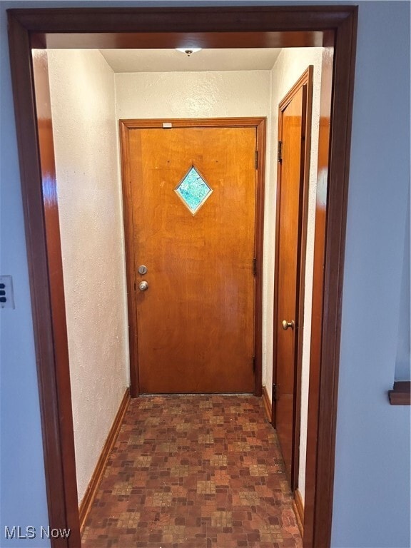 5656 Shawnee Rd in Lyndhurst, OH - Building Photo - Building Photo