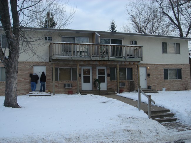 2120 State Ave in Anoka, MN - Building Photo - Building Photo