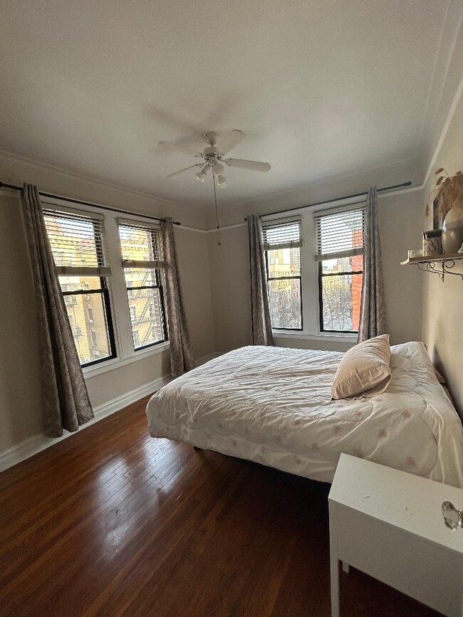 170 Claremont Ave, Unit 19 in New York, NY - Building Photo - Building Photo