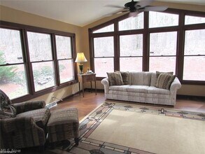 1322 Steele Hill Rd NW in New Philadelphia, OH - Building Photo - Building Photo