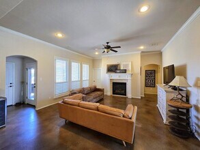 6000 Rio Grande Ave in Midland, TX - Building Photo - Building Photo