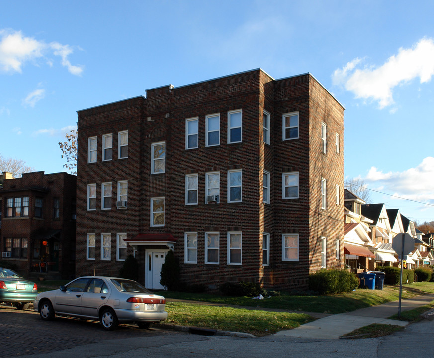 1001 11th Ave in Huntington, WV - Building Photo