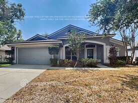 4625 Daventry Pl in Valrico, FL - Building Photo