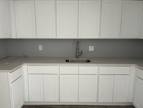 20-30 Peck St in New Britain, CT - Foto de edificio - Building Photo