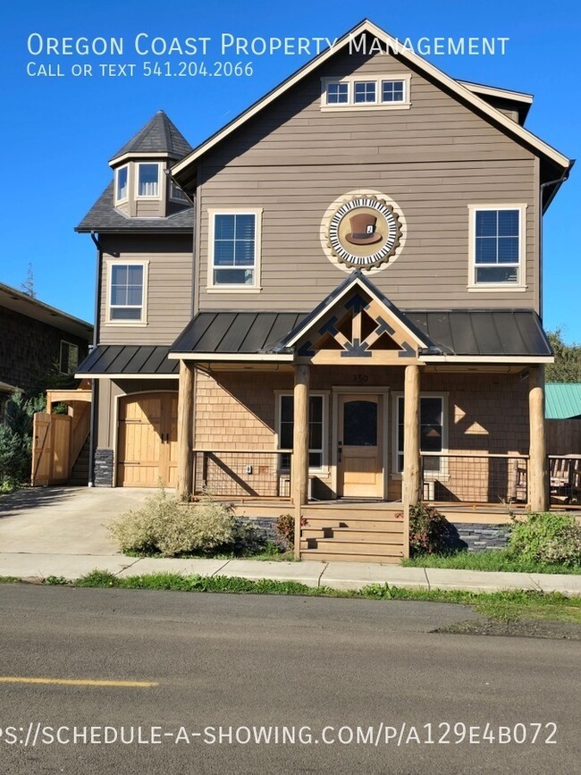 350 NW Alder St in Waldport, OR - Building Photo - Building Photo