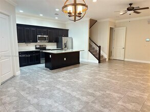 12443 NW 17th Ct in Pembroke Pines, FL - Building Photo - Building Photo