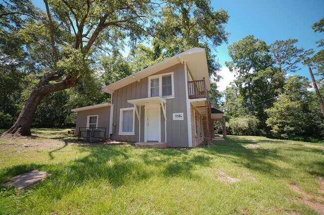 1118 Louise Dr in Tallahassee, FL - Building Photo - Building Photo
