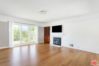 150 Anita Dr in Pasadena, CA - Building Photo - Building Photo