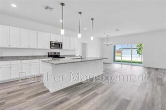 313 Panorama Ave in Lehigh Acres, FL - Building Photo - Building Photo