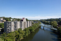 Bridge Five Condominiums in Philadelphia, PA - Foto de edificio - Building Photo