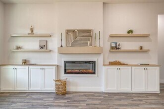 1406 Dorado Dr in Granbury, TX - Building Photo - Building Photo