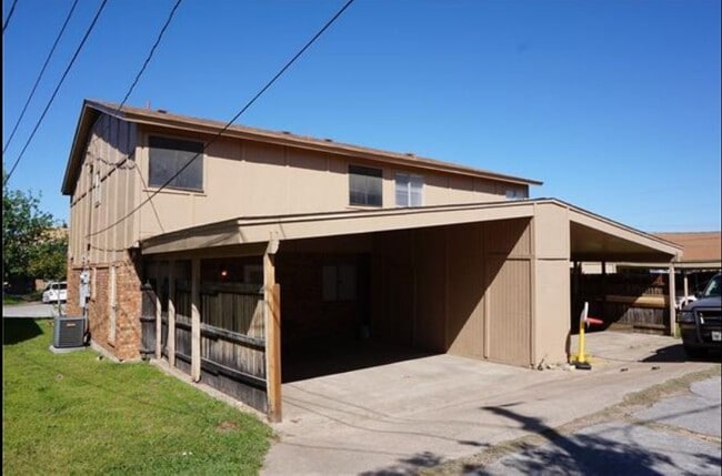 2205 Chase Ct in Arlington, TX - Building Photo - Building Photo