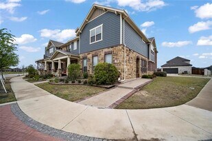 4701 Smokey Quartz Ln in Arlington, TX - Building Photo