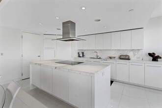 3100 S Ocean Blvd in Palm Beach, FL - Building Photo - Building Photo