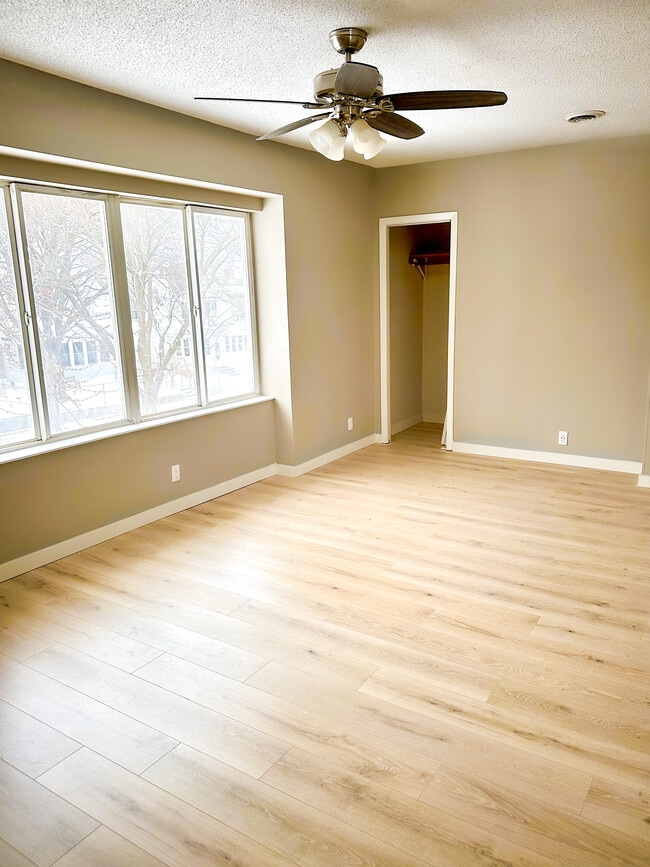 3517 1st Ave S, Unit 3517 in Minneapolis, MN - Foto de edificio - Building Photo