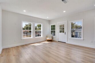 718 Grandview Ave in Dallas, TX - Building Photo - Building Photo