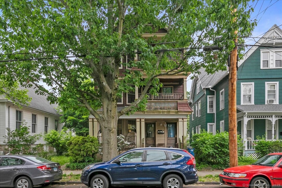 108 Lawrence St in New Haven, CT - Building Photo