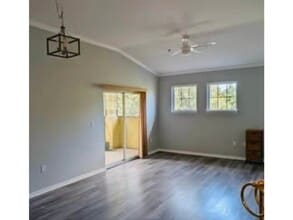 2402 Courtney Meadows Ct, Unit 304 in Tampa, FL - Foto de edificio - Building Photo