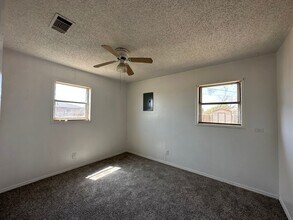 7324 26th St in Lubbock, TX - Building Photo - Building Photo